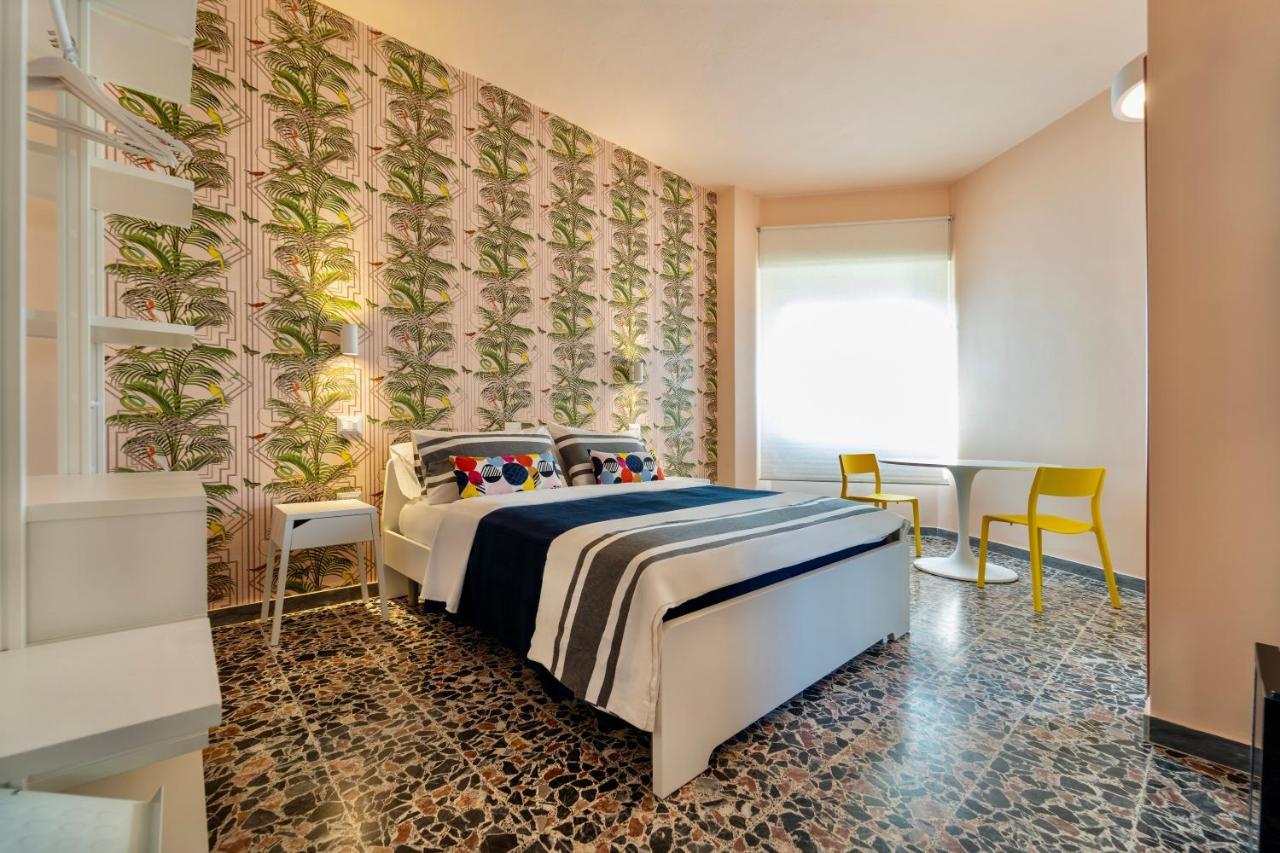 Boutique Rooms Carbonazzi 17 Cagliari Exterior foto