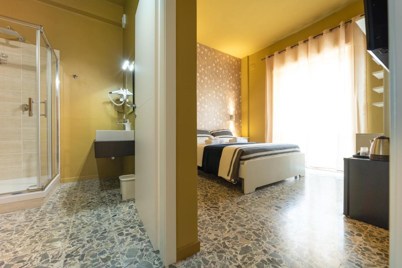 Boutique Rooms Carbonazzi 17 Cagliari Exterior foto